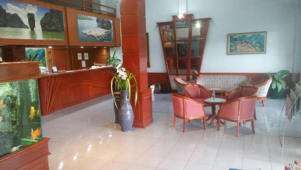 Phu Nga Hotel Natai Beach Extérieur photo